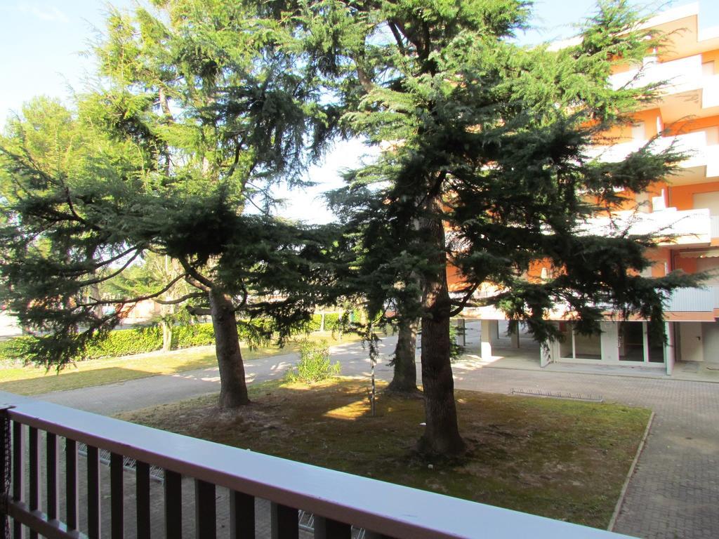Appartamenti Valbella Bibione Exteriör bild