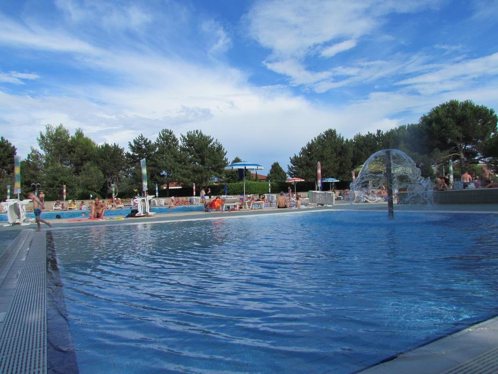 Appartamenti Valbella Bibione Exteriör bild