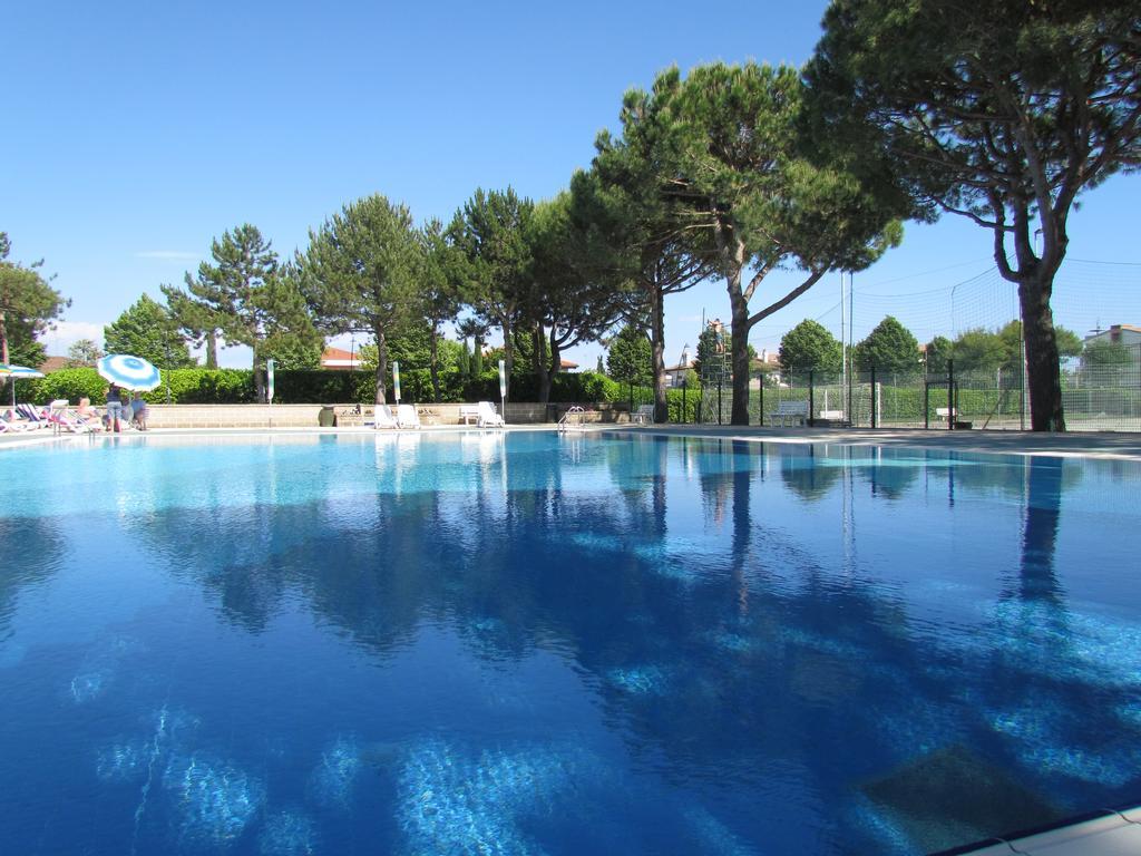 Appartamenti Valbella Bibione Exteriör bild